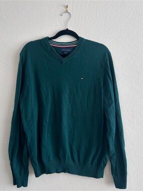 Vintage Tommy Hilfiger Men's Dark Green V-Neck Sweater